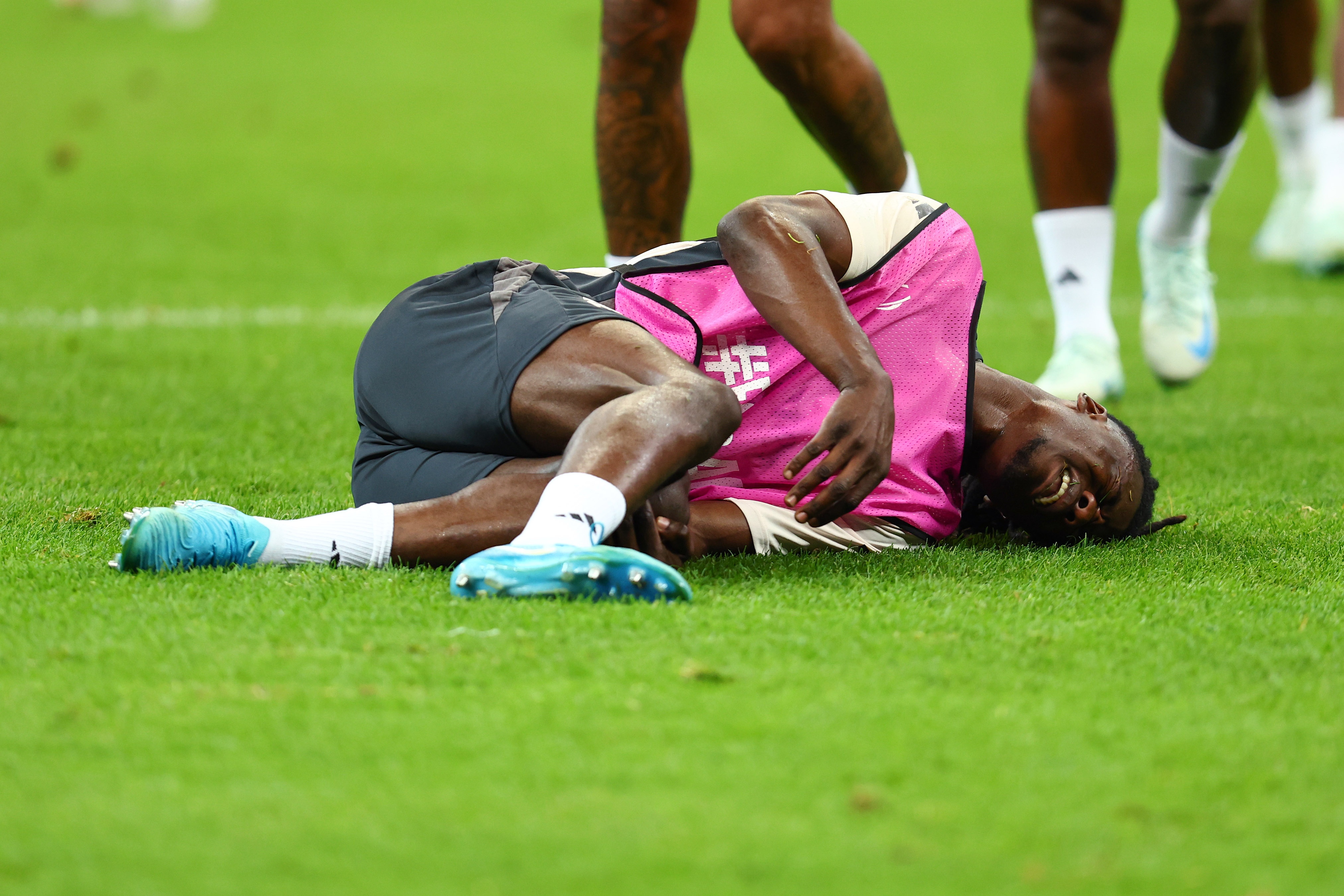 傷病所擾？22歲卡馬文加本賽季傷病反復(fù)，身價掉下1億&今日遭痛批