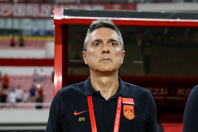 東體：若久爾杰維奇無法留任，安東尼奧是U20國足主帥候選之一