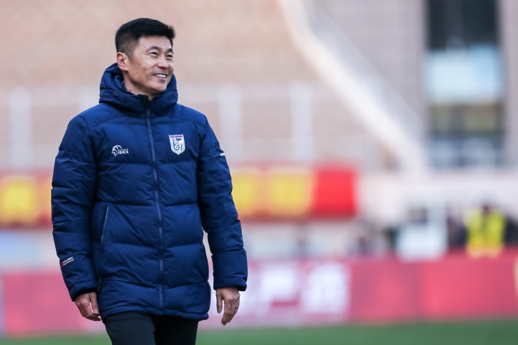 李國(guó)旭：泰山隊(duì)是學(xué)習(xí)的榜樣和目標(biāo)，要用整體防守限制對(duì)方外援